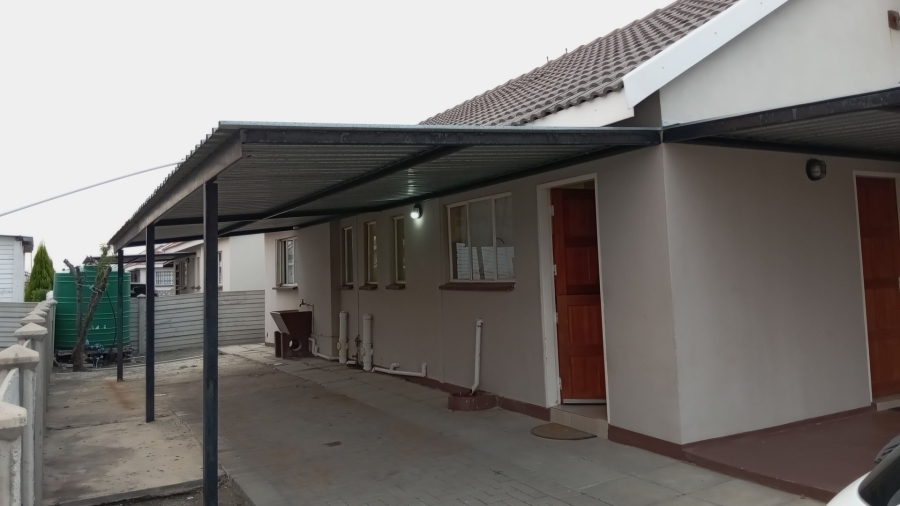 4 Bedroom Property for Sale in Freedom Park North West